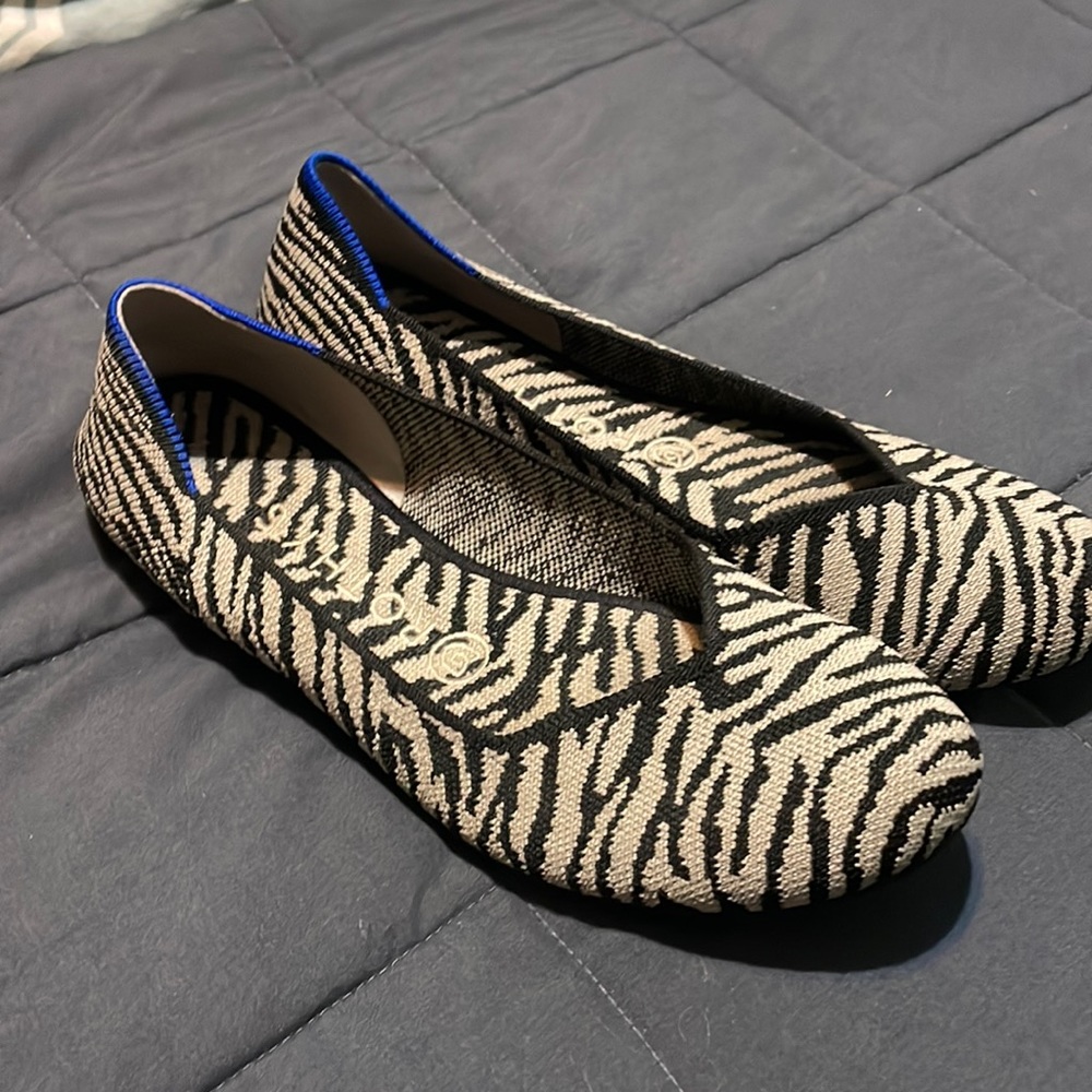 Rothys ballet flats -zebra (grey /black) sz8
